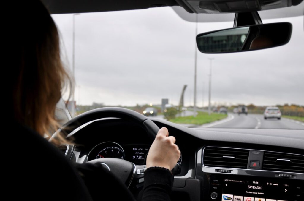 Tijdens de rijles rijden we ook buiten de bebouwde kom